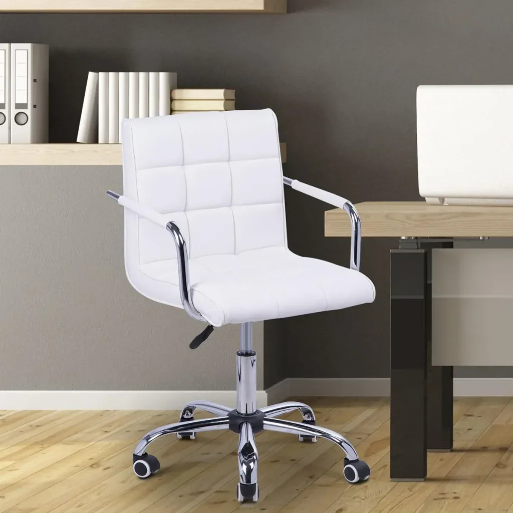 Swivel chair with curved armrests white/silver