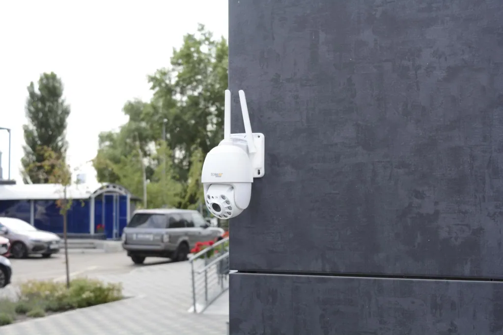 WiFi dome camera with night vision and motion detection