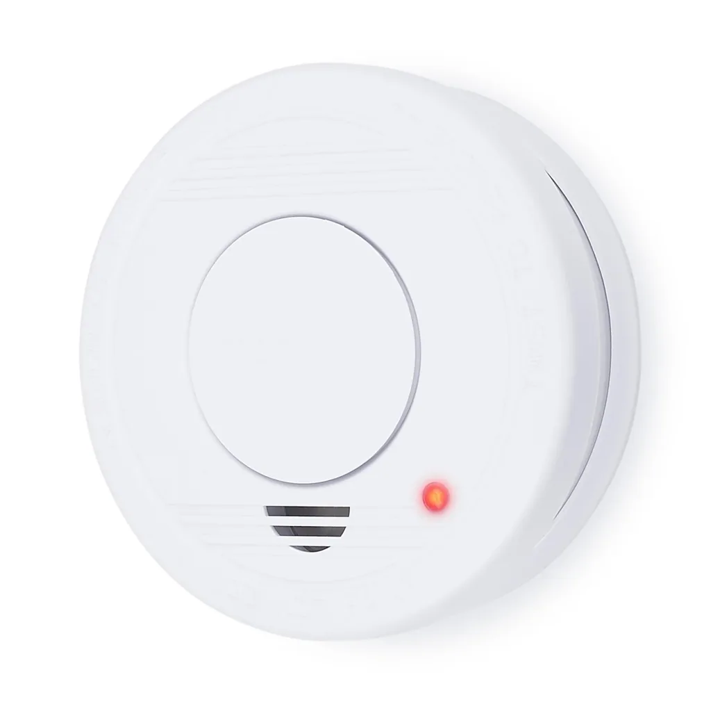 Smoke detector + magnetic attachment