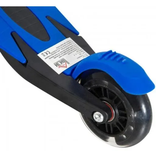 Children's scooter with 3 wheels
