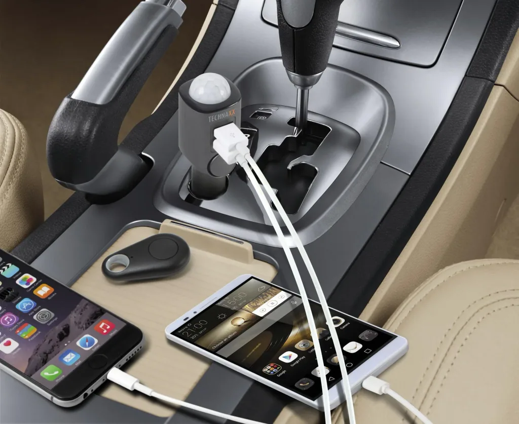 Car alarm with PIR sensor and 2 USB charging ports
