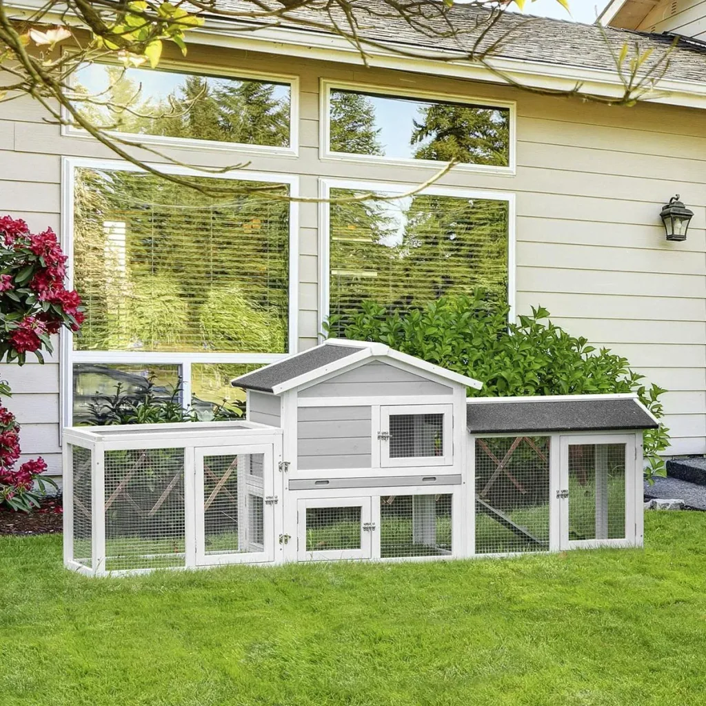 Rabbit stall 227 cm x 53 cm x 85 cm