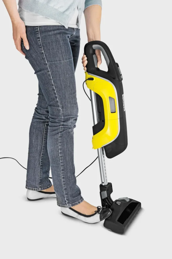 Compact vacuum cleaner “VC5”, black/yellow, 500 watts