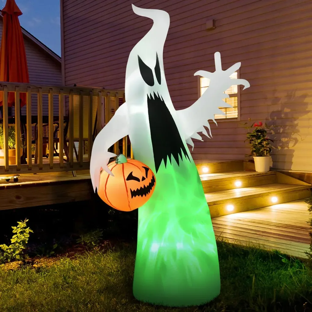Self-inflating spooky ghost LED illuminated Halloween decoration polyester white 95 x 45 x 180 cm