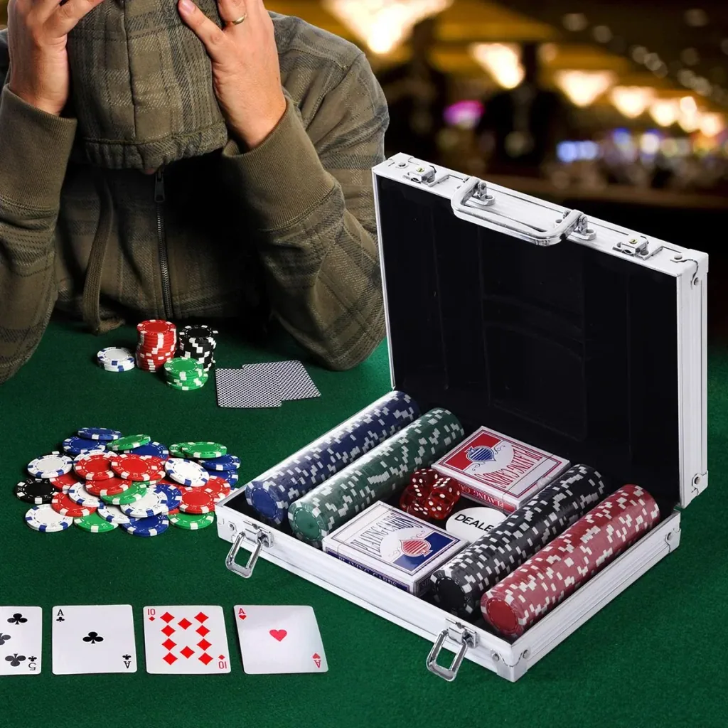 Poker case with 200 chips silver