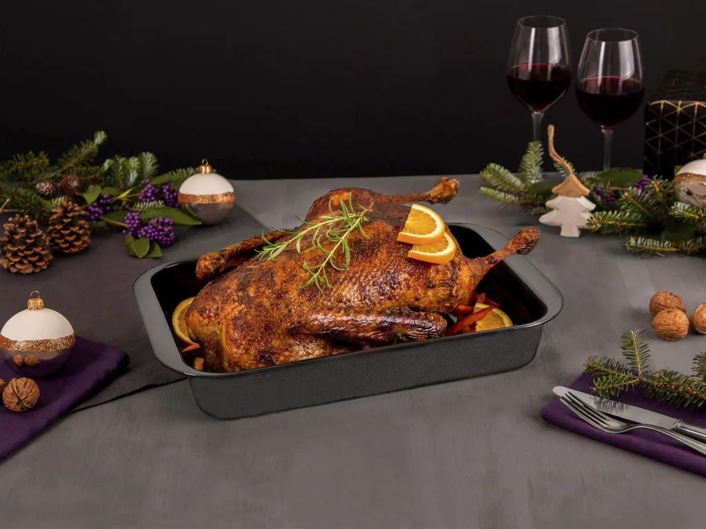 Enamel roaster including recipe book