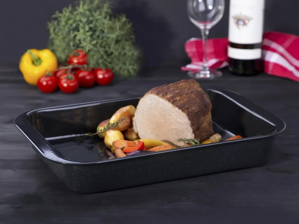 Enamel roaster including recipe book