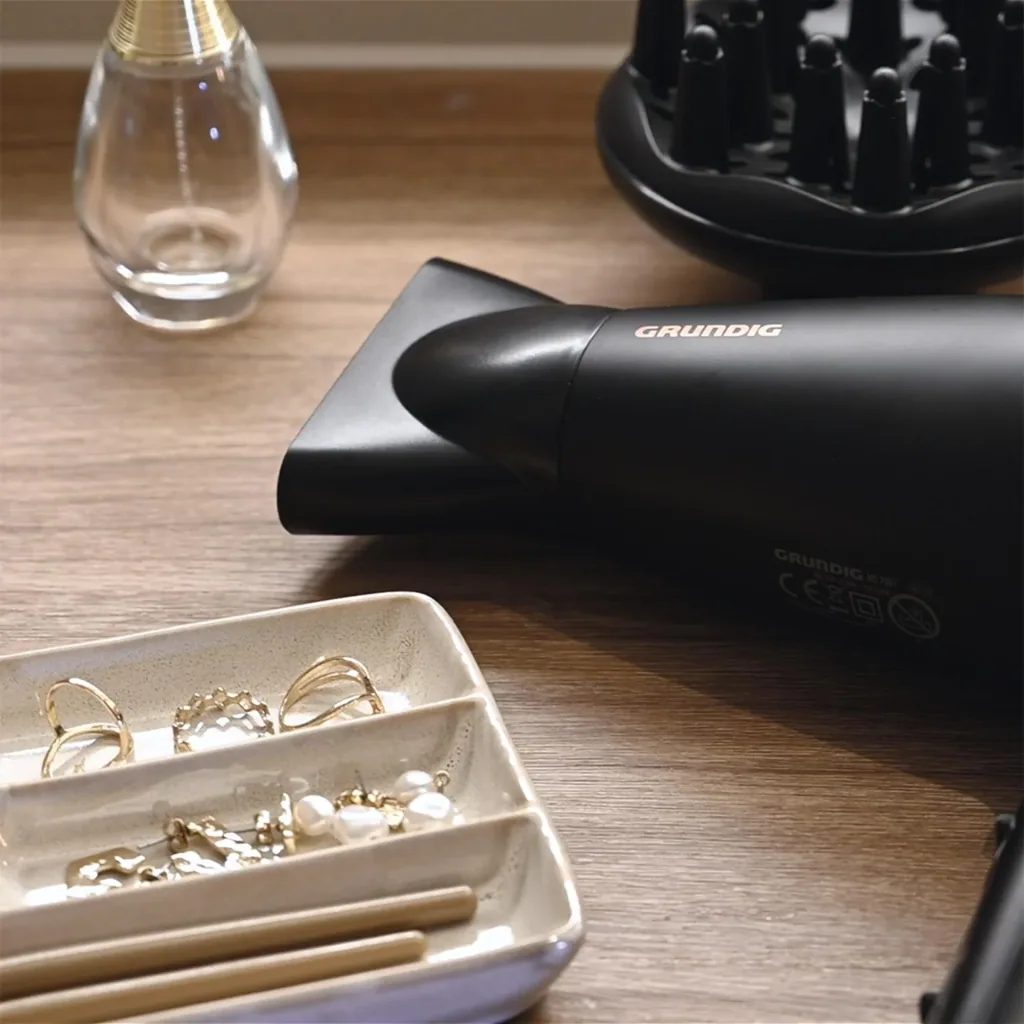 Hairdryer "NaturaShine" Ionic HD 7081, 2100 W