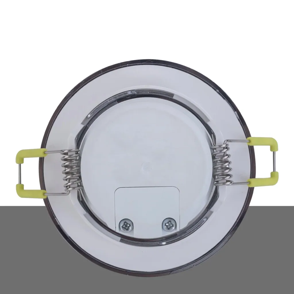 Swiveling recessed spotlight