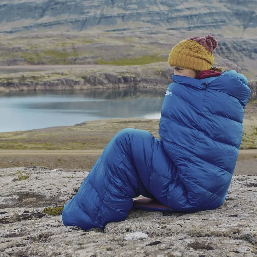 Sleeping bag with carrying bag blue/grey