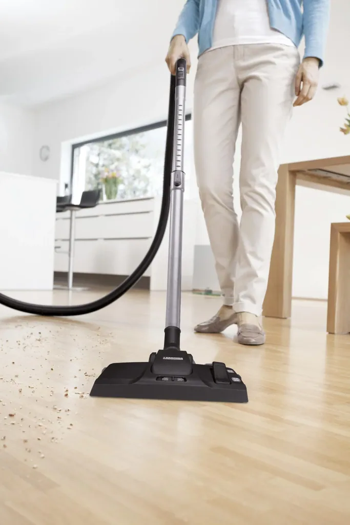 Vacuum cleaner VC 3