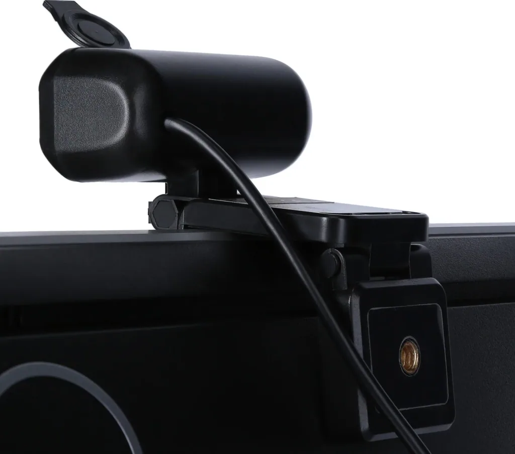 Full HD webcam with flip-down lens cover