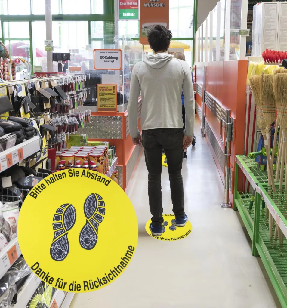 Floor and wall stickers "Keep your distance / Feet"