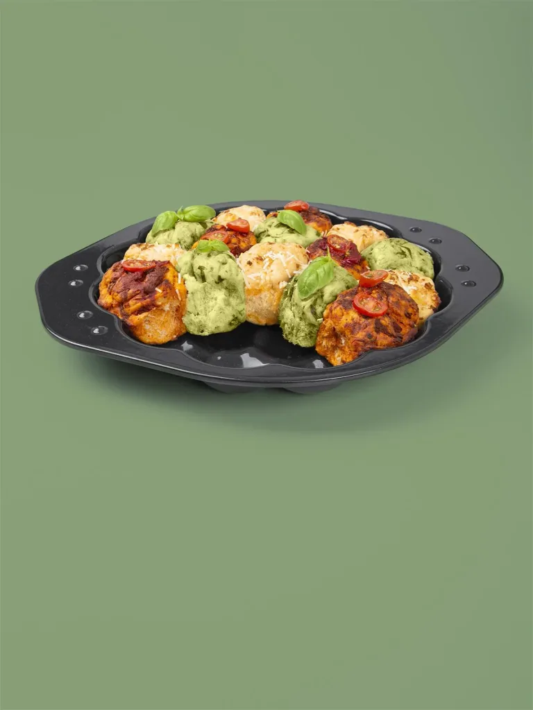 Cloud Sun Enamel Baking Pan, 30 x 35 x 4 cm with Recipes