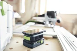 Handy Ladestation PHC 18