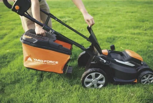 Lawnmower "LM G40B" - with 2x 2.5 Ah batteries and charger
