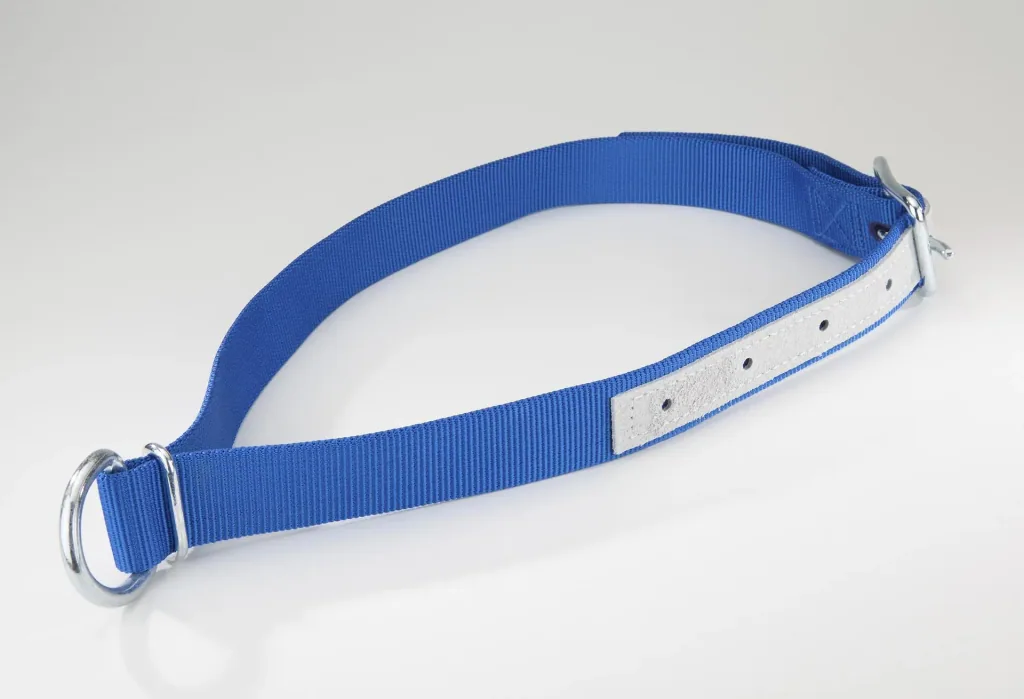 Neck strap for tying cows, cattle, young animals, made of Trevira