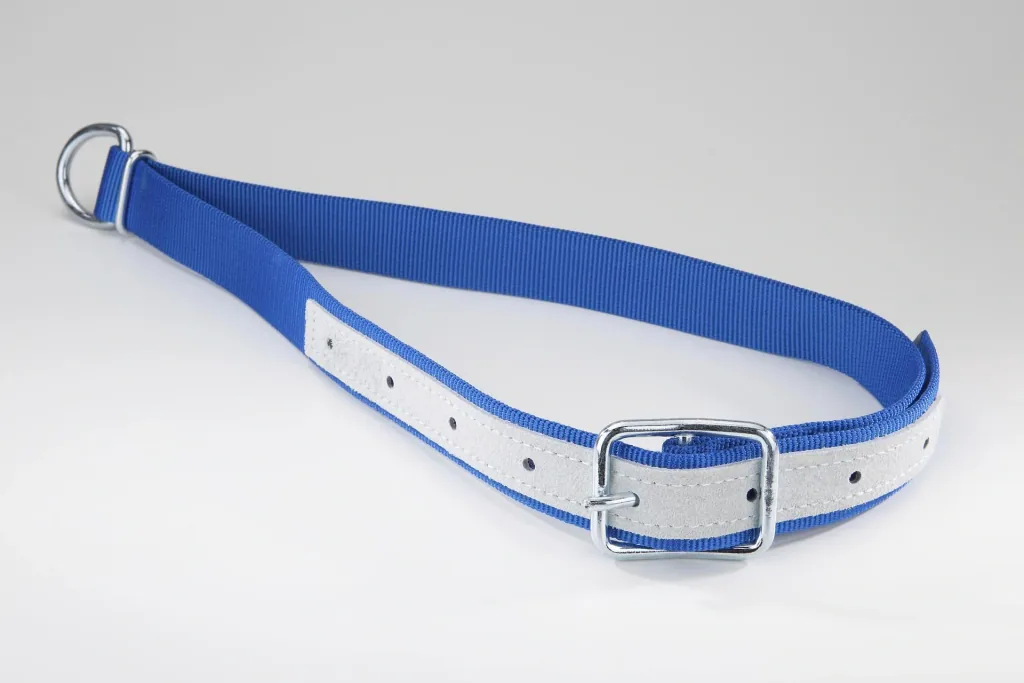 Neck strap for tying cows, cattle, young animals, made of Trevira