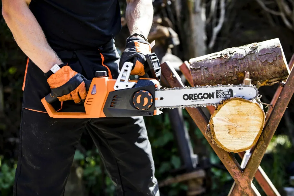 Cordless chainsaw "LS C35W" - without battery and charger