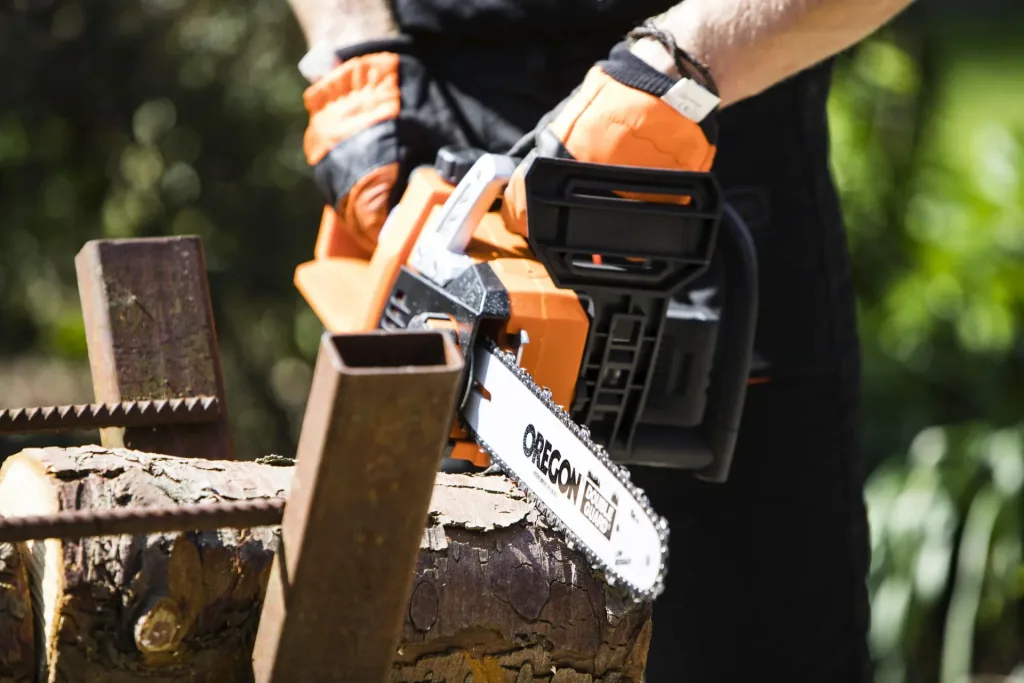 Cordless chainsaw "LS C35W" - without battery and charger