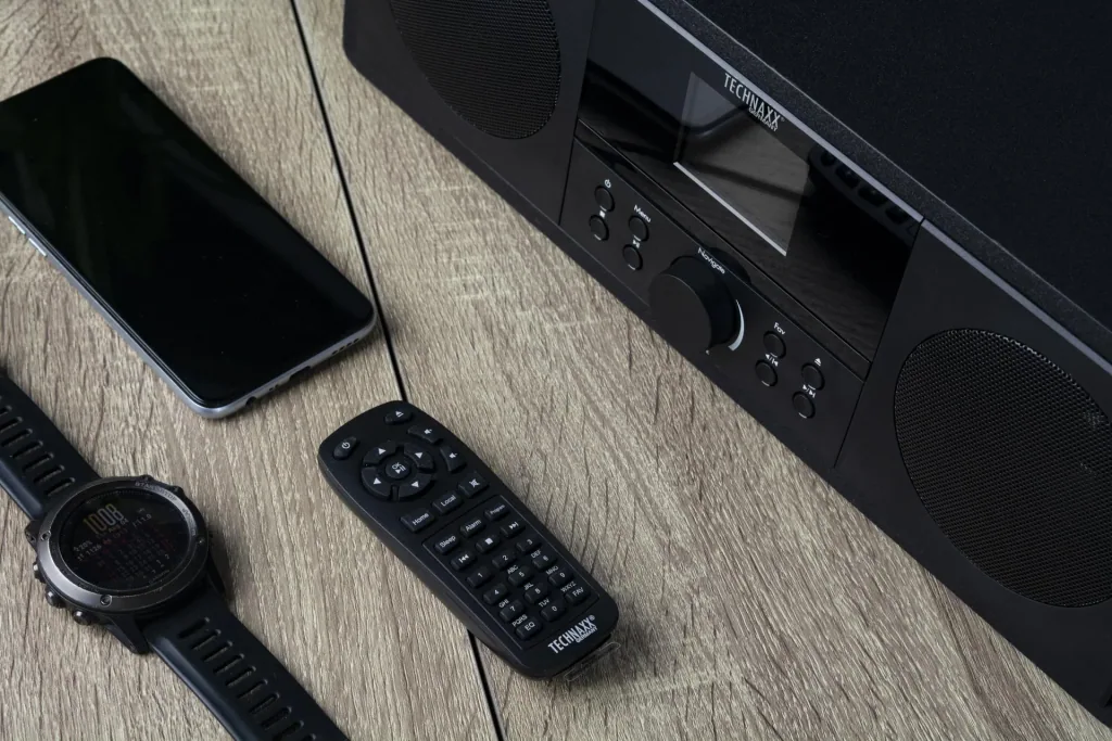 Internet radio with DAB+ FM and CD player, Bluetooth