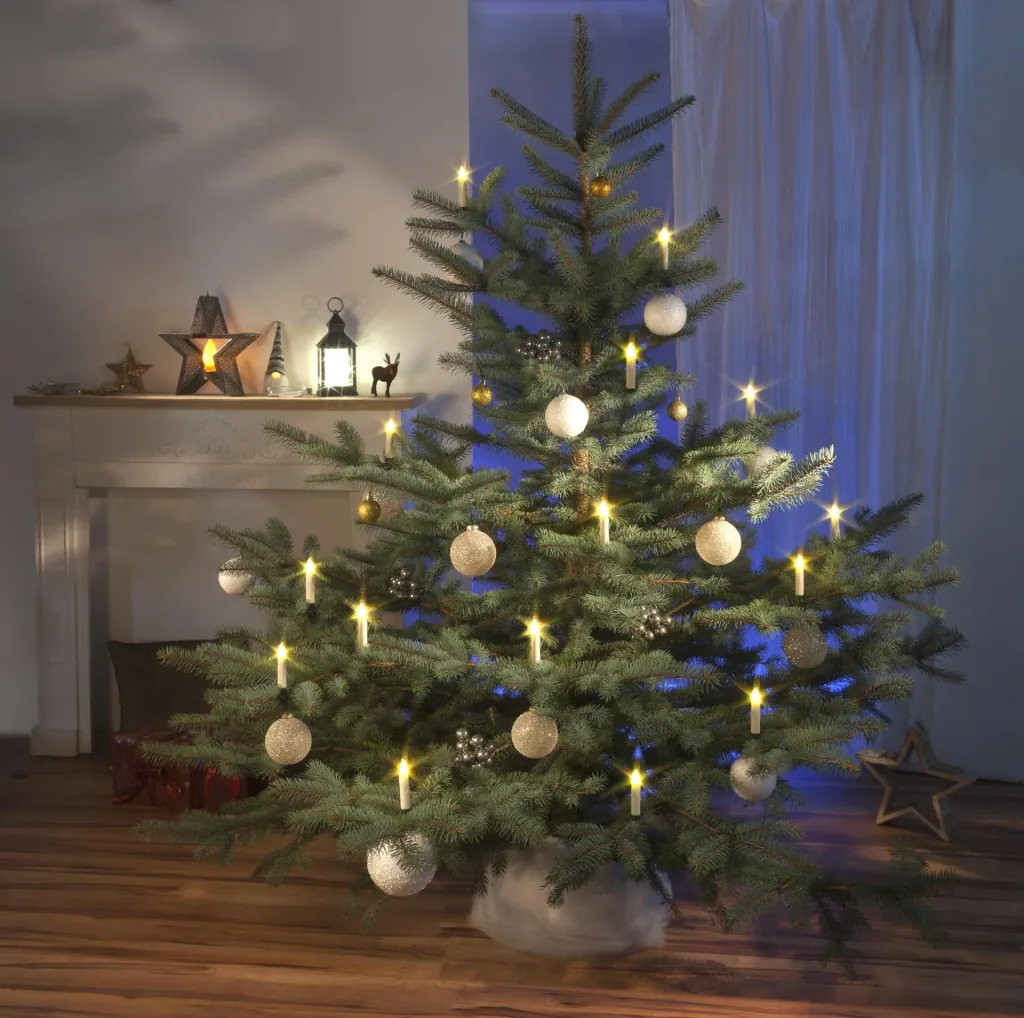 Wireless Christmas tree candles with remote control – 10 pieces