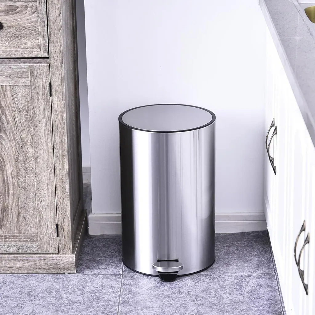 Trash can with inner bucket silver/black