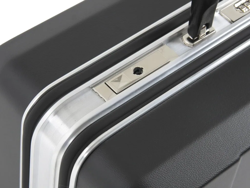Tool case BUDGET 5075 XXL-37 liters, with removable roller system