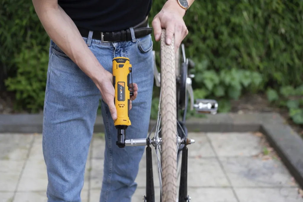 12V ratelsleutel (zonder accu en lader)