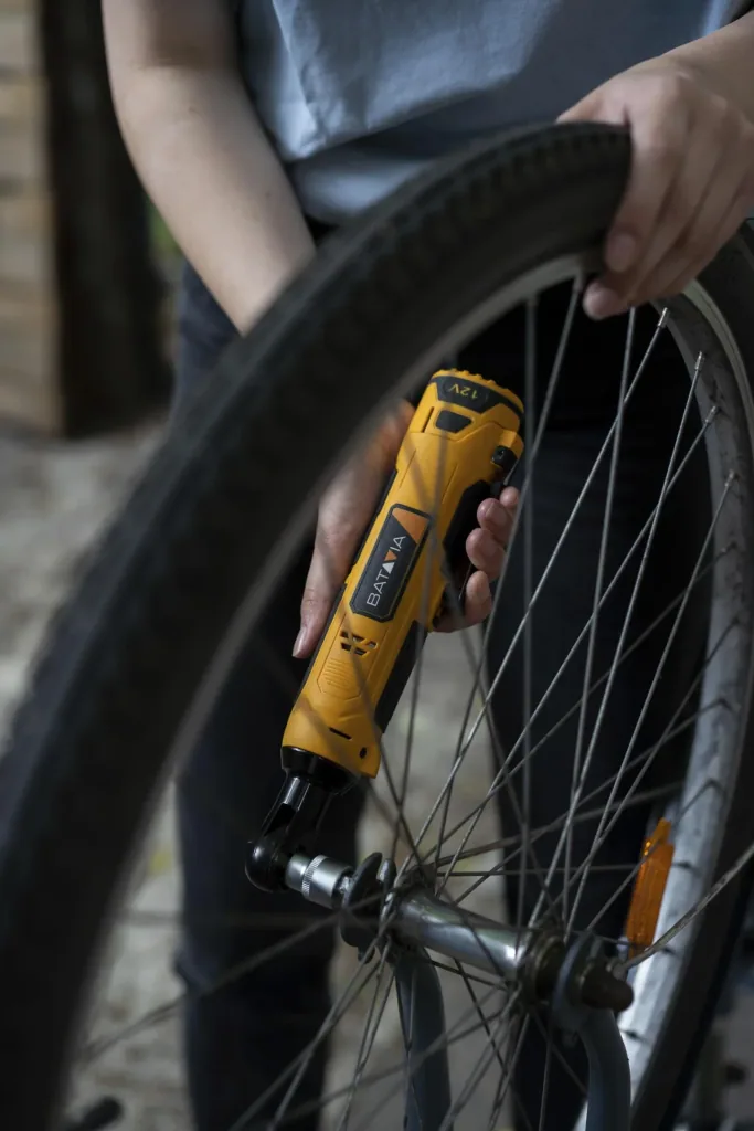 12V ratelsleutel (zonder accu en lader)