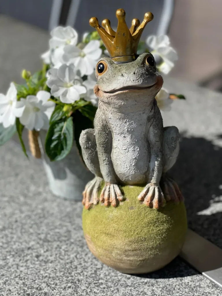 Frog Prince made of polyresin