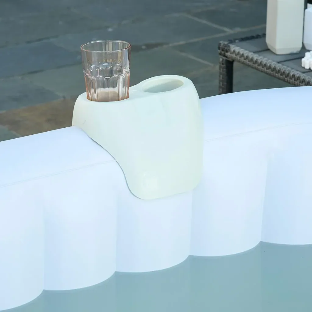 Whirlpool for 2-3 people white/blue