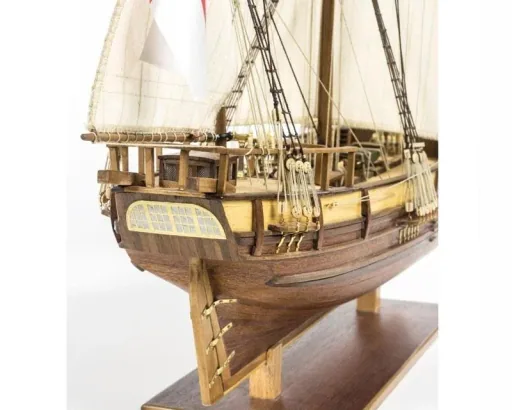 HMS Beagle construction kit