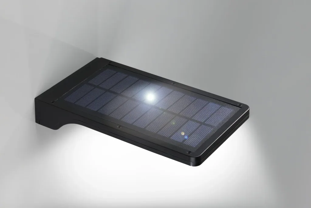 Solar wall light 3W with motion detector