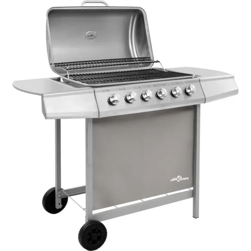 Gas grill with 6 burners silver