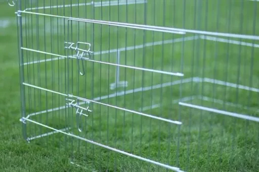 Outdoor enclosure with sun protection