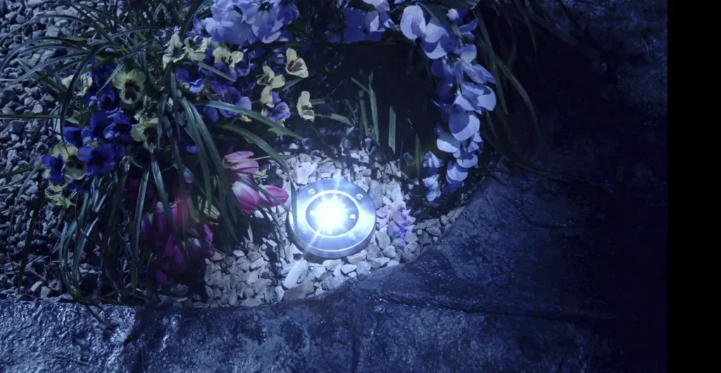 LED Solar Light Disk Lights - 4 pieces