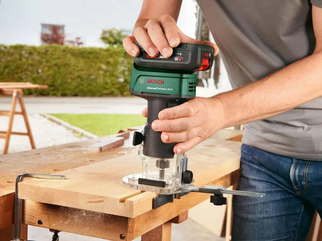 Cordless router Advanced Trim Router 18V-8