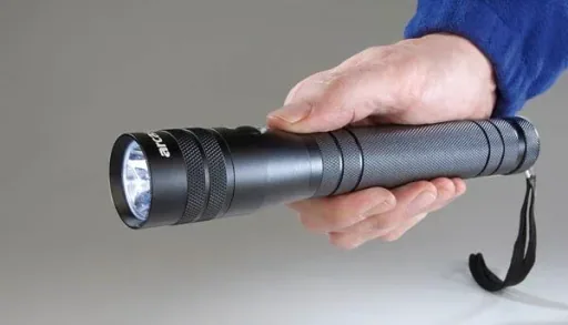 5 Watt flashlight with high power Cree LED - made of aluminum