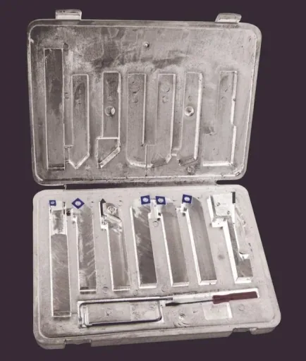 Turning tool set with indexable insert 12 mm