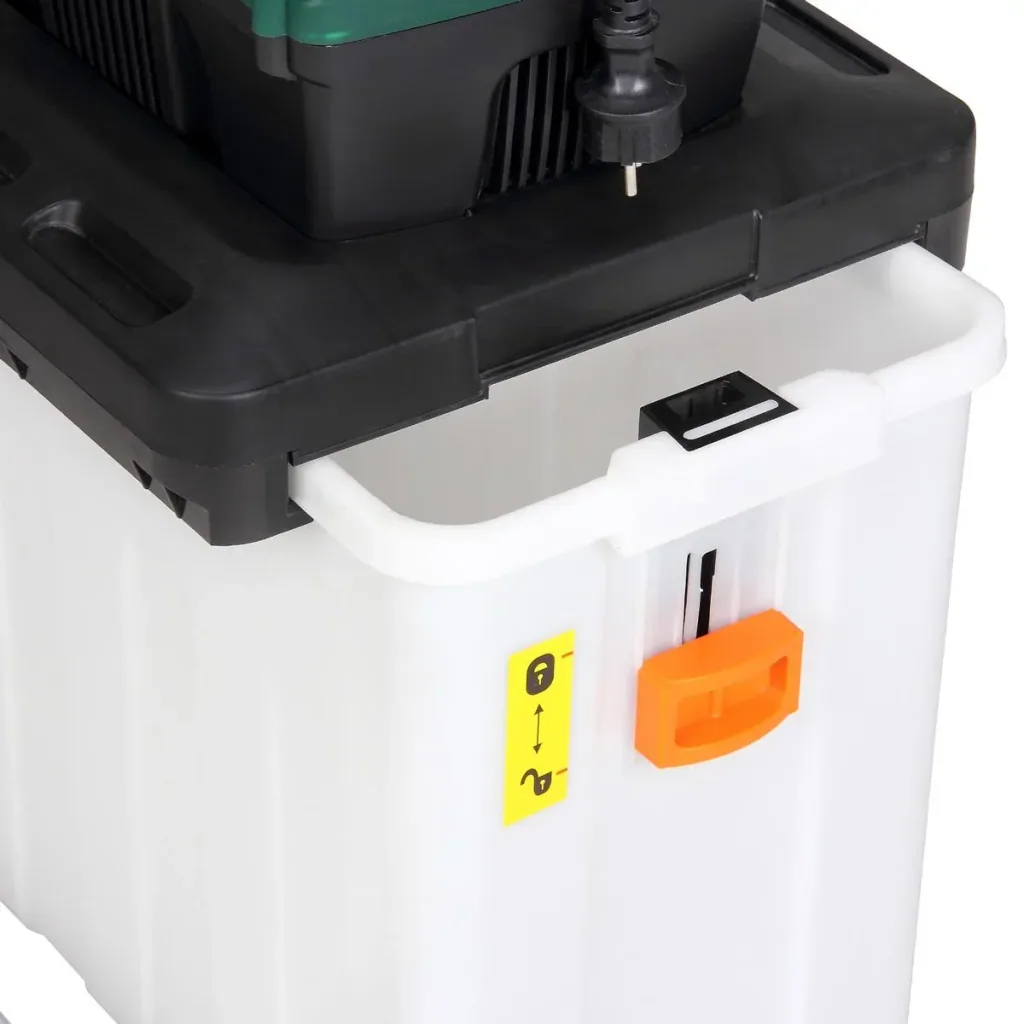 Paper shredder with 60L waste container