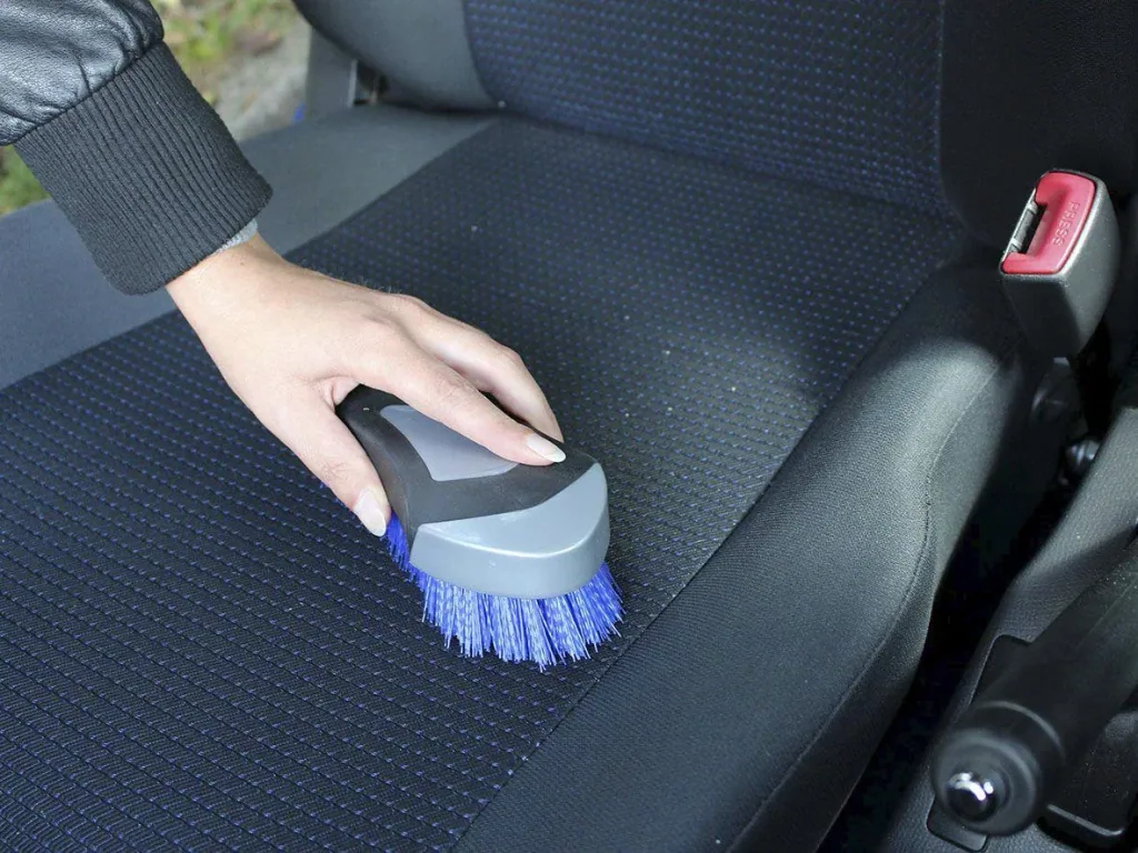 Interior brush SILVER-INTERIO with rubberized handle