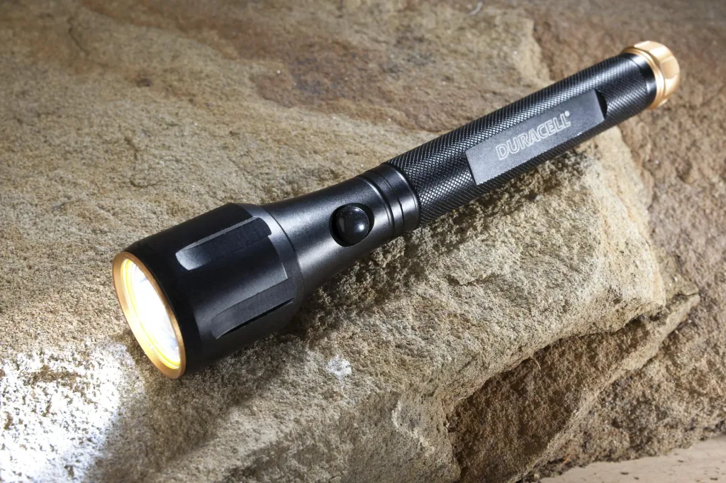 Aluminum flashlight SLD-1, 3 watts, shockproof, splashproof, including 2 AA batteries