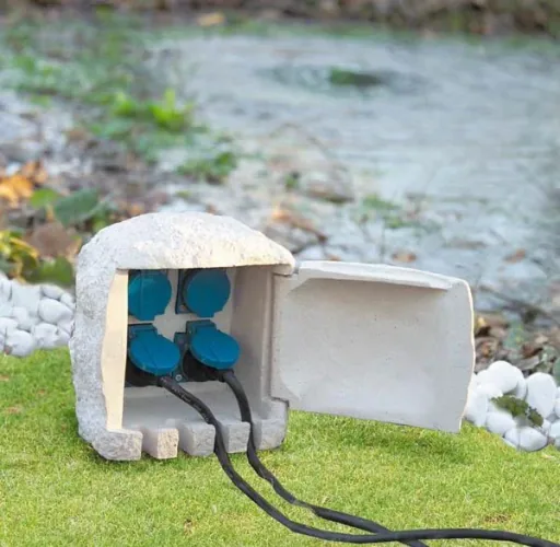 Socket brick with 4 sockets + 5 m rubber cable