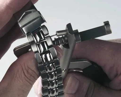 Pin remover pliers - easy changing of watch straps