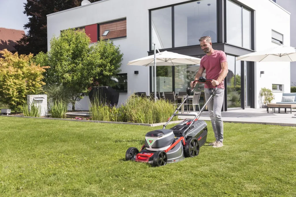36 V ENERGY FLEX Cordless Lawnmower 512 Li VS-W Premium - incl. 2 batteries and charger