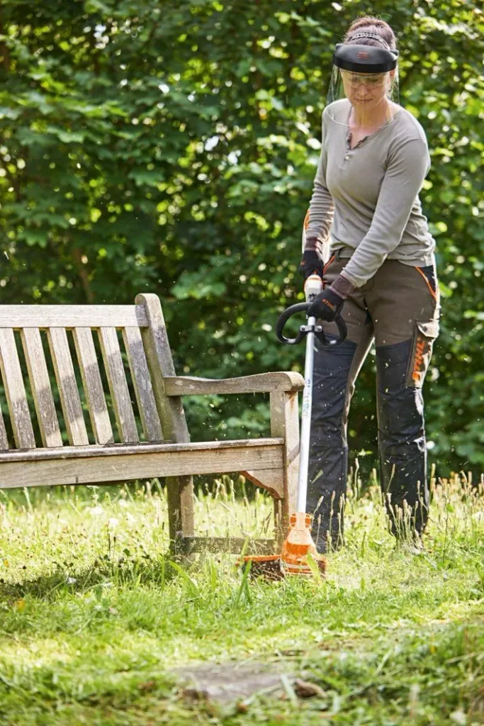Cordless brush cutter FSA 86 R, single device without battery and without charger