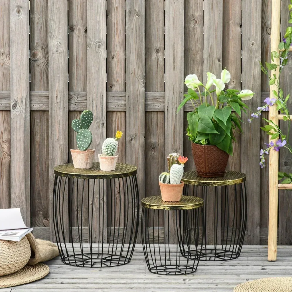 Set of 3 coffee tables and side tables