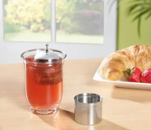 Floating tea infuser