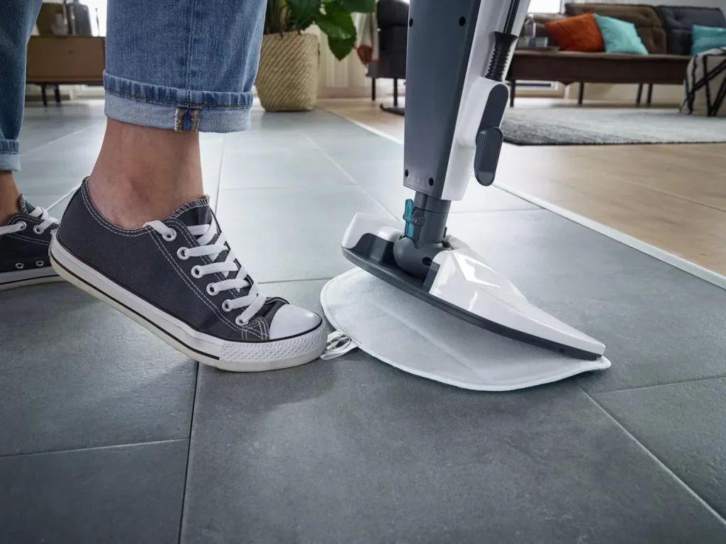 Steam cleaner "CleanTenso Power", with floor cloth, 1300 watts